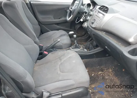 2013 Honda Fit from USA, damaged, VIN JHMGE8G38DC066619